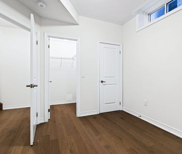 For Lease - 3211 Sixth Line Unit# Unit 2, Oakville, Ontario - Photo 6