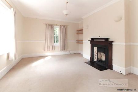 2 bedroom property to rent in Ealing - Photo 4