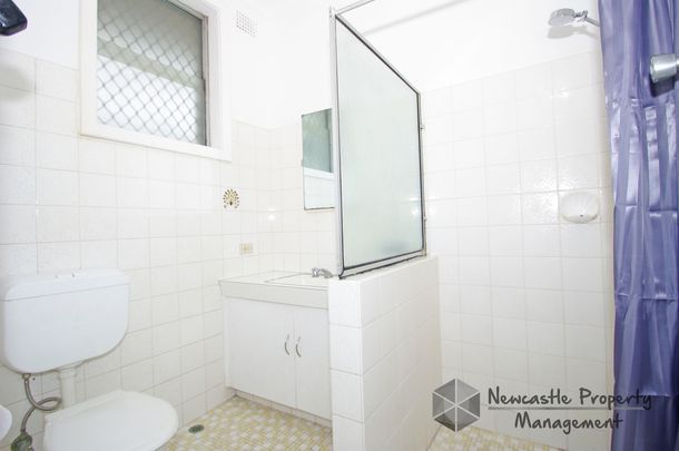 4/32 Lingard Street, Merewether - Photo 1