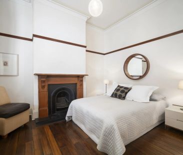 Charming, move-in-ready terrace - Photo 1