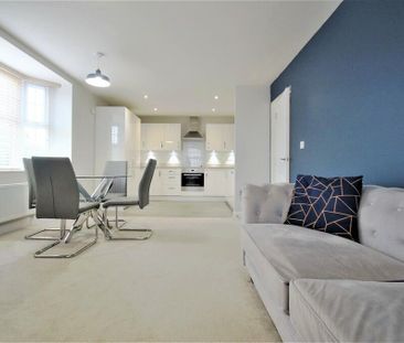 2 bedroom flat to rent - Photo 2