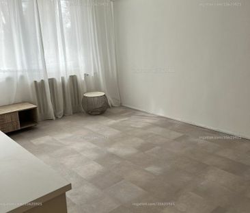 Kiadó panel lakás – 2. fotó