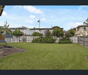Easy Living in the Heart of Arana Hills. - Photo 3