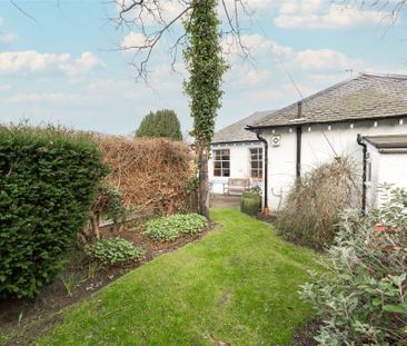 FLAT 2, 7 Gatehouse Cottage - Photo 3