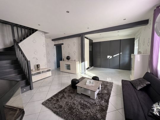 Location Maison 5 pièces 142m² HUISSEAU SUR MAUVES 45130 - Photo 1