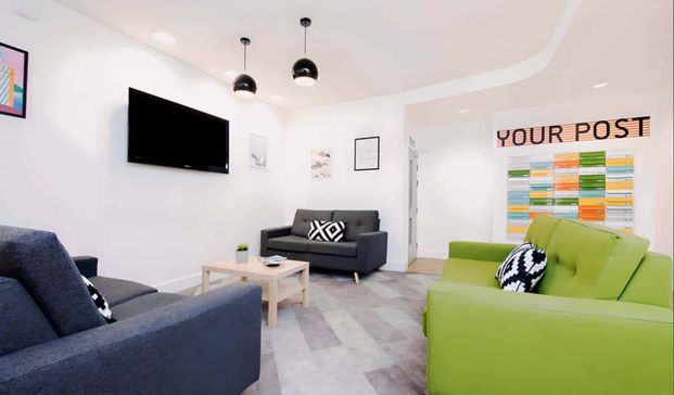 Large Standard Double Ensuite - Photo 1