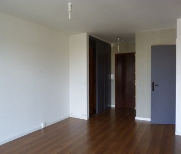 Location Appartement 1 pièce 29m² ENGHIEN LES BAINS 95880 - Photo 2