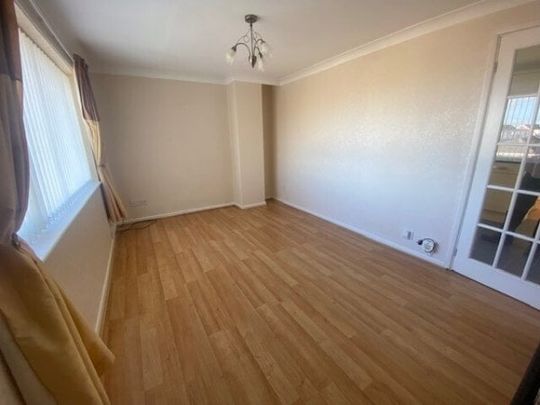 Westbourne Court, Knott End, FY6 0BE - Photo 1