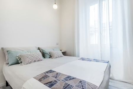 Via Gabrio Serbelloni, Rome, Lazio 00176 - Photo 2