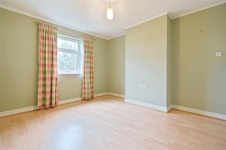 2 bedroom semi-detached house to rent - Photo 2