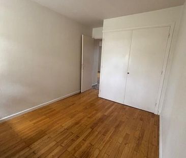 Location Appartement 3 pièces 51m² LYON 4ème - Photo 2