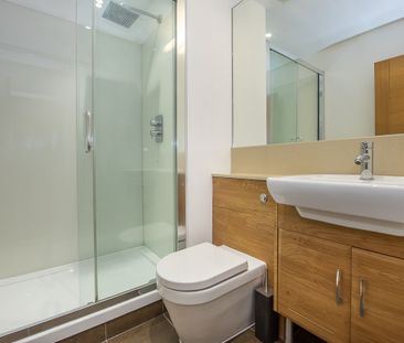 2 bedroom flat to rent - Photo 6