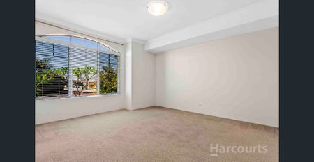 In The Heart Of Halls Head * Break Lease* - Photo 4