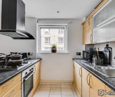 1 bedroom property to rent in London - Photo 2