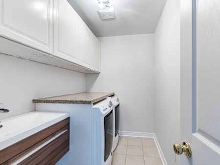 For Lease - 3275 Stalybridge Drive Unit# 19, Oakville, Ontario - Photo 2