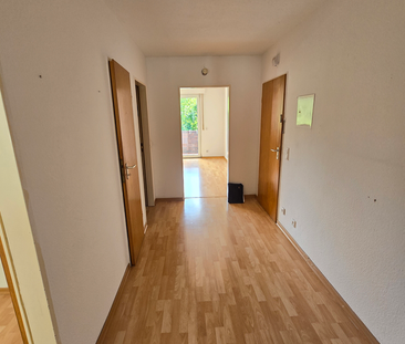 Helle 2-Zimmerwohnung mit Balkon und EBK zu vermieten! - Foto 1