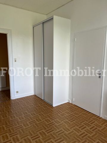 Location Appartement 2 pièces 48m² ST AGREVE 07320 - Photo 2
