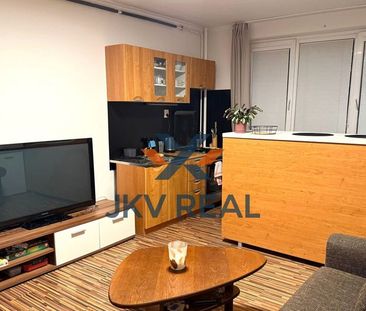 Prenájom 1,5-izbový byt s balkónom– Boženy Němcovej,Košice - Photo 1