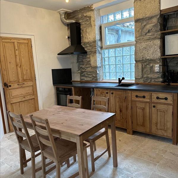 2 pièces - Meublé - 37,09 m² - 3ème étage - Colocation non autorisée - Photo 1