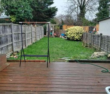 Aspen Drive, HA0 - Photo 4