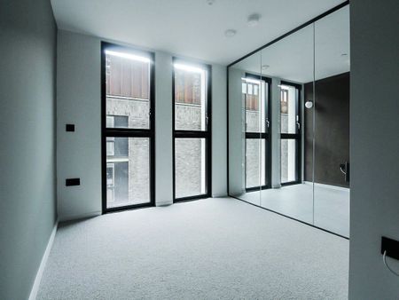 St George’s Gardens - Photo 2