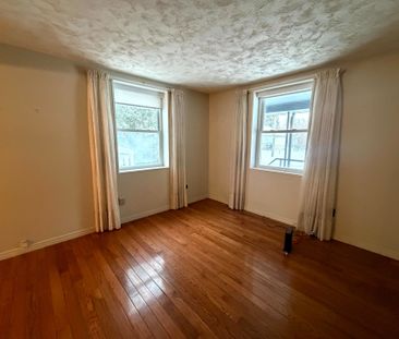 For Lease - 92 Gary Avenue, Hamilton, Ontario - Photo 4