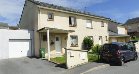 À louer Pavillon T5 89.96 m - Photo 4