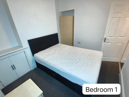 3 bedroom terraced house to rent - Photo 5