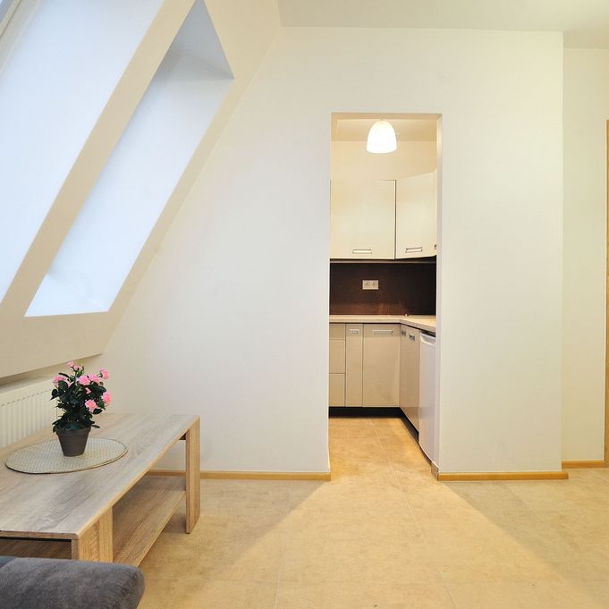 Kawalerka świeżo po remoncie- przy ul. Sikorskiego - Фото 1