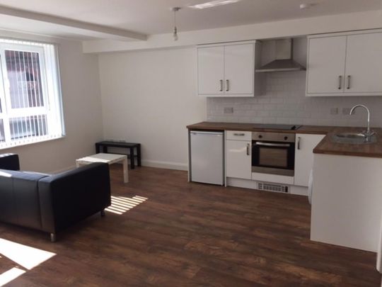 Studio to rent - Photo 1