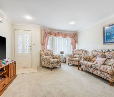 1/6 Condon Avenue, Port Macquarie NSW 2444 - Townhouse For Rent | D... - Photo 3