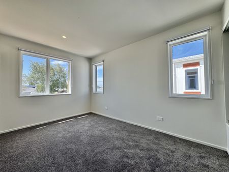 Unit 2, 8 North Avon Road, Richmond, Christchurch - Photo 3