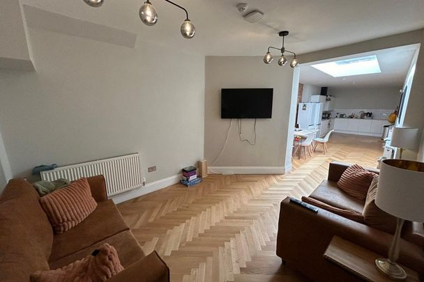 Church Street - Photo 1