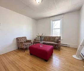 1 room apartment of 57m² in Sherbrooke - Photo 2