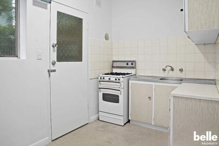 Convenient Apartment Living on Kensington Road - Photo 5
