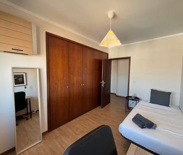 Rua de Damião de Góis, Porto, Braga 4050-221 - Photo 4