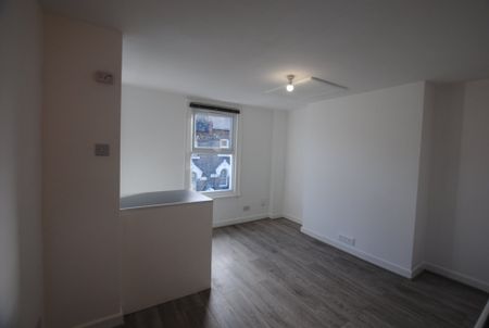 Dartmouth Road, Forest hill, London - Photo 2