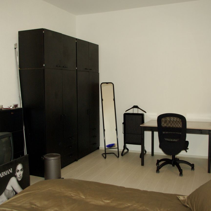 For rent in Amsterdam Sarphatistraat - Photo 1