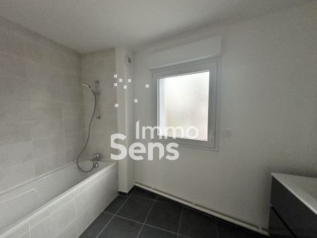 Location appartement - Lomme - Photo 2