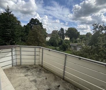 Ein schräges Angebot! Unters Dach ziehen und 350 Euro Gutschein* si... - Foto 1