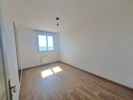 Location Appartement 3 pièces 74m² LIMOGES 87100 - Photo 4