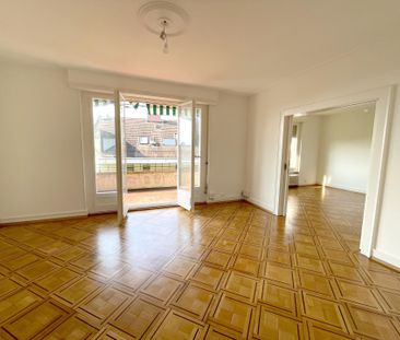Appartement de 5 pièces au 1er avec balcon et vue sur le lac. - Photo 5