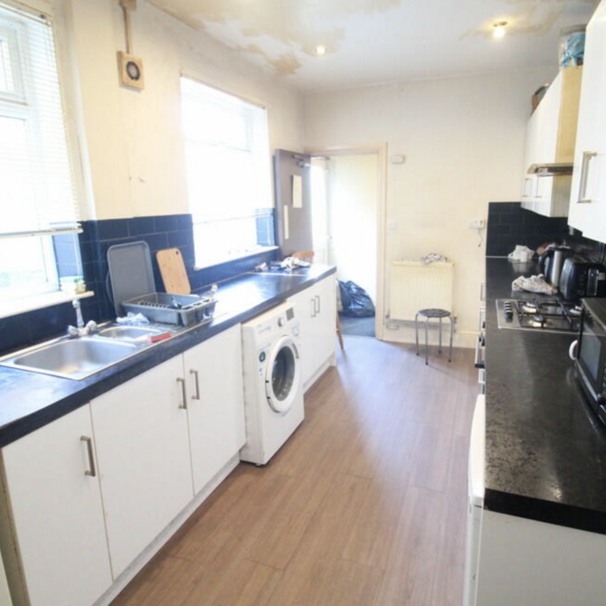 1 bedroom house of multiple occupation to rent - Photo 1