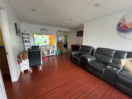 For Lease - 36 Richvale Drive, Brampton, Ontario - Photo 3