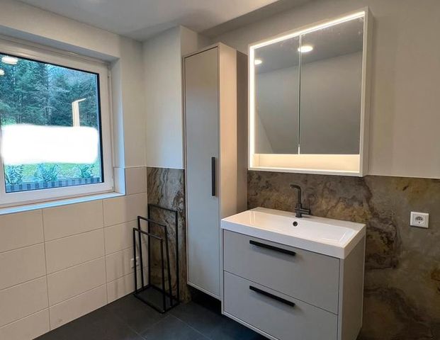 Wohlfühloase im Dortmunder Süden: frisch sanierte 3,5 Z. Wohnung - Photo 1