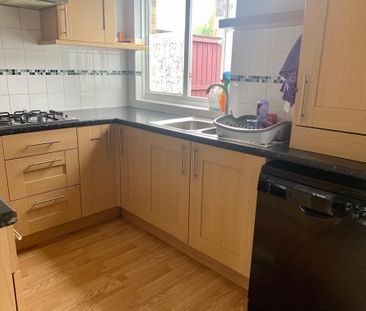 Roveley Court, Milton Keynes, Stony Stratford - Photo 2