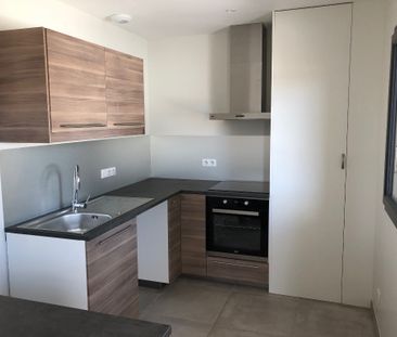 LOCATION T2 - BRIGNAIS, - Photo 1