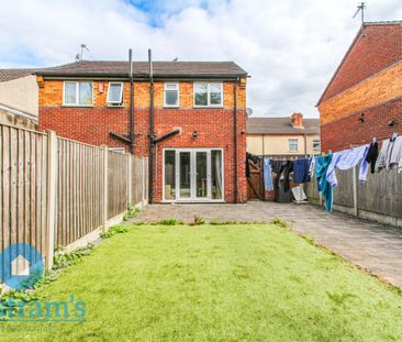 2 bed Semi-Detached House for Rent - Photo 2