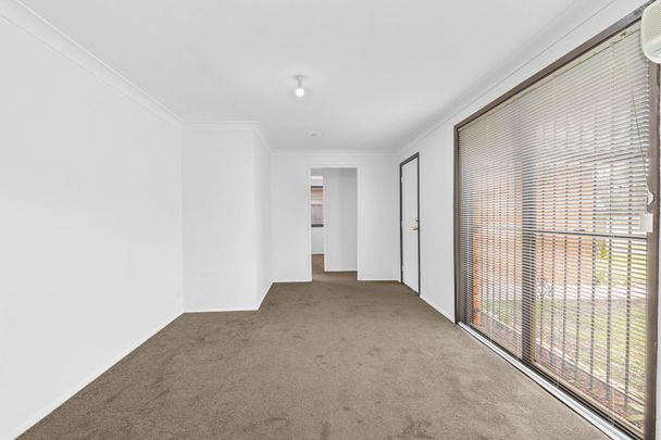 Neat & Tidy home with great size yard - Photo 1