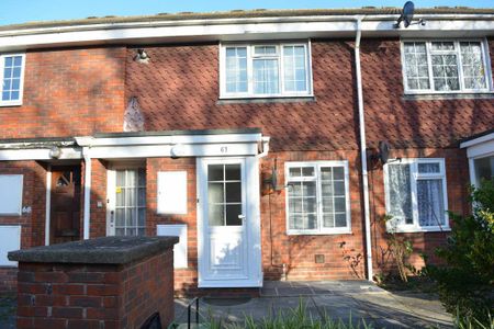 Delaporte Close, Epsom, Surrey, KT17 4AU - Photo 4